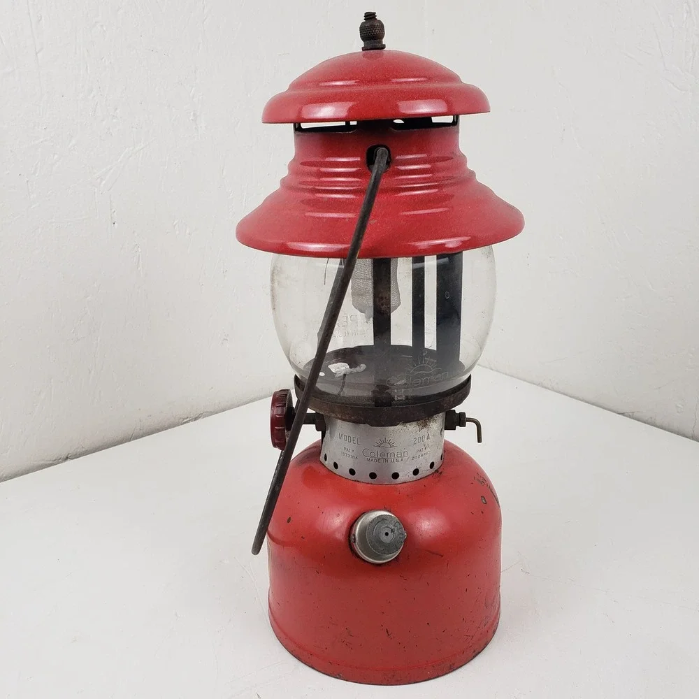 Coleman 200A Red Gas Lantern Single Mantle Original Pyrex Globe USA 11/57